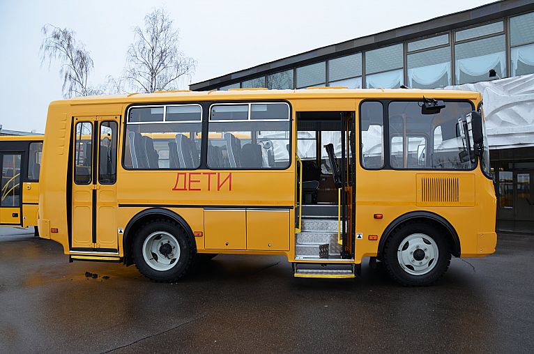 В Кабардино-Балкарию поступили тридцать девять новых школьных автобусов