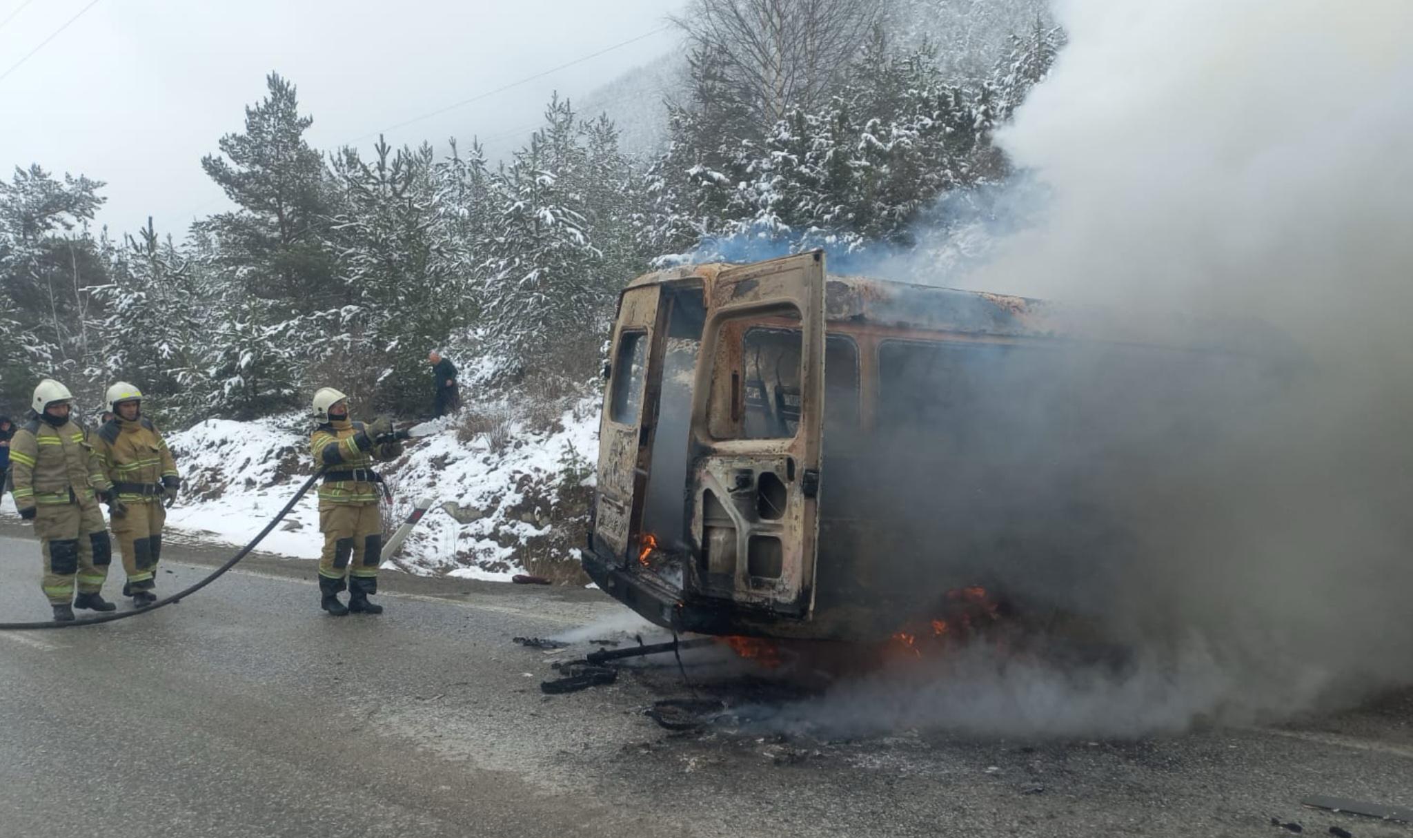 «Газель» загорелась, водитель госпитализирован