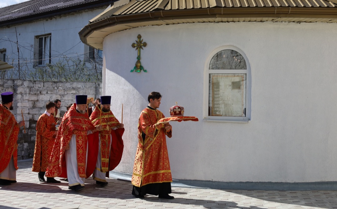 В колонии №3 освятили храм