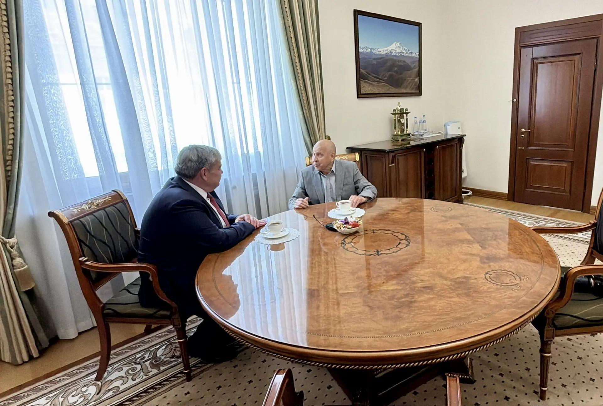 Историк Олег Опрышко стал народным писателем Кабардино-Балкарии