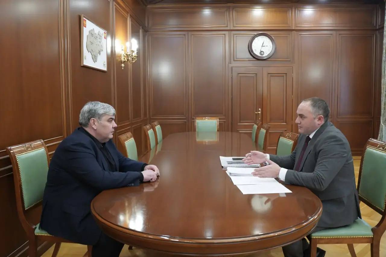 Казбек Коков встретился с министром по делам молодежи КБР