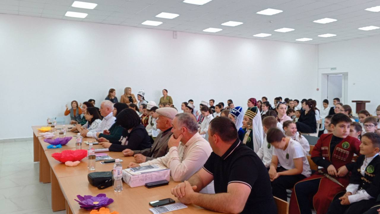 «Цветущая весна» в школе Нарткалы