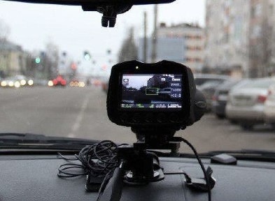 Соблюдайте требования остановки и стоянки