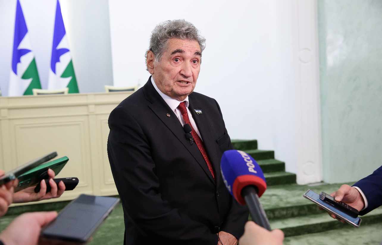 Владимир Кебеков: «Экономика республики имеет поступательное движение вперед»