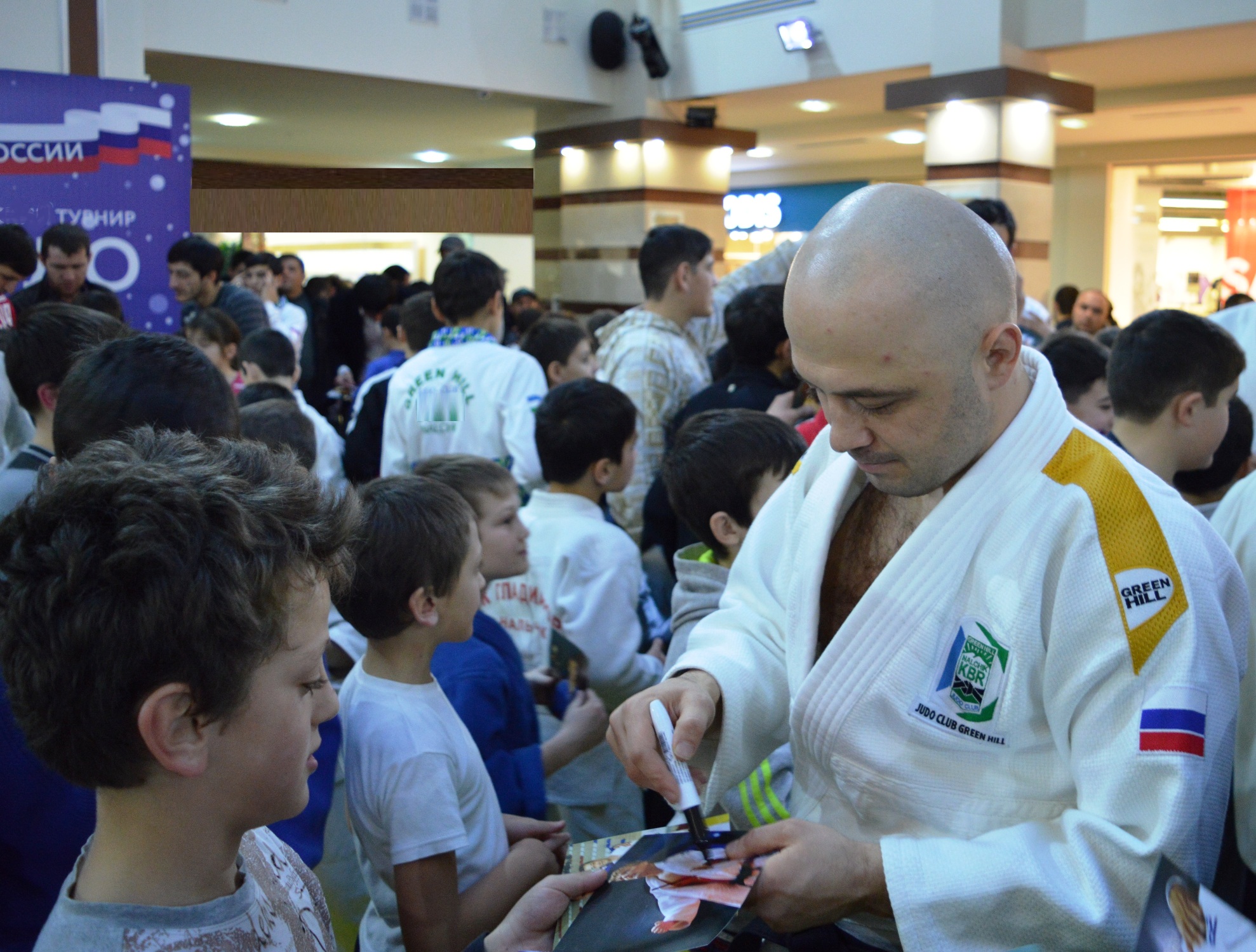 Алим Гаданов открыл школу дзюдо в Удмуртии