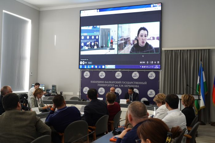 Эксперты из четырех стран обсудили будущее медицины на стратегической сессии в КБГУ