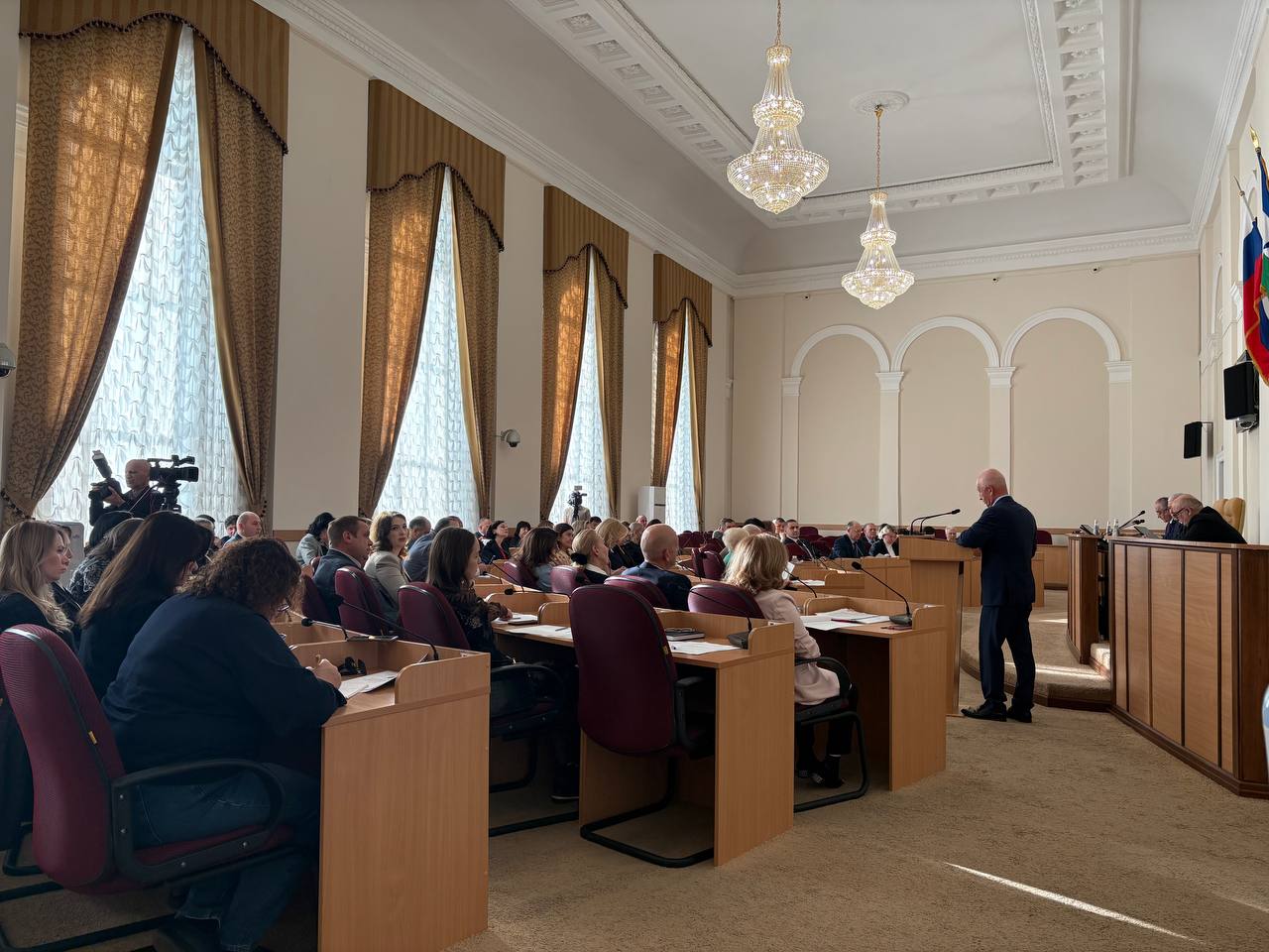 Бюджет Кабардино-Балкарии на 2026 год: в Парламенте КБР состоялись публичные слушания 