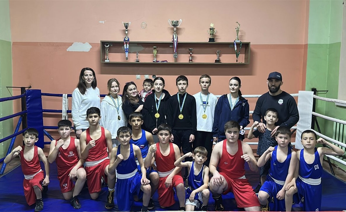 Чемпион мира по панкратиону провел мастер-класс в Баксане