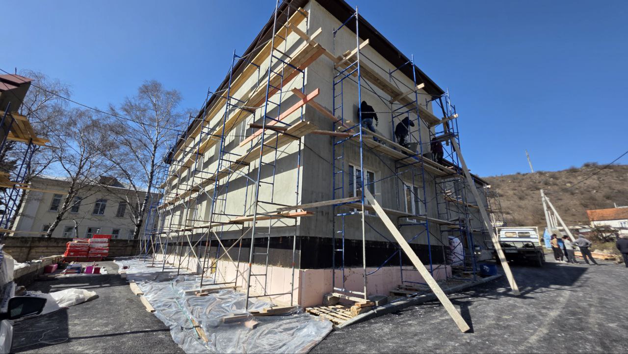 Реконструкция Детской школы искусств в Заюково вышла на финишную прямую