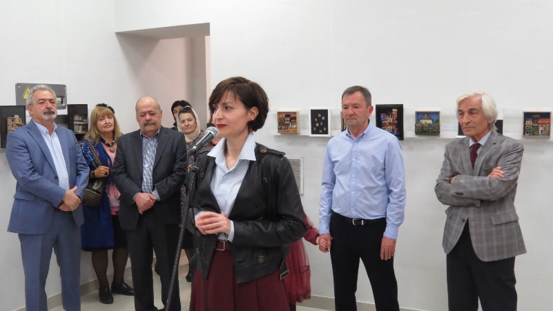 В Нальчике открылась выставка Владислава Битокова