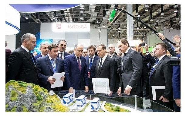 Лев Кузнецов в Сочи рассказал о проекте по возобновлению добычи вольфрамо-молибденовых руд в Тырныаузе