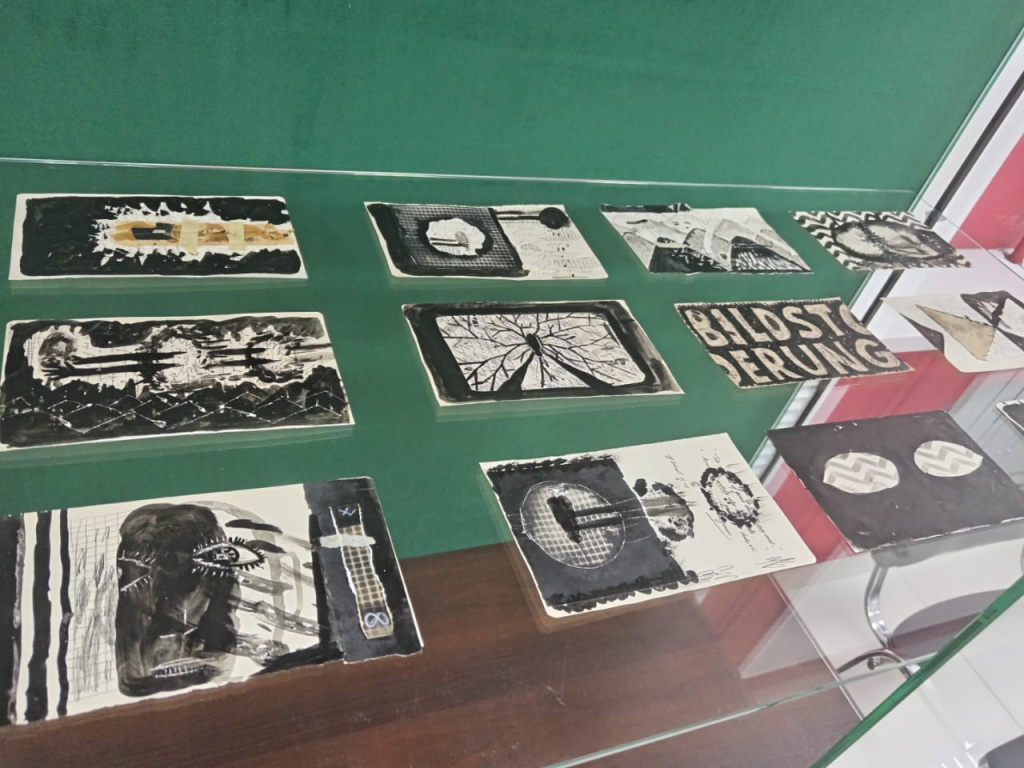 cdad056c-bb69-4051-878a-bc823f37a1f1.jpeg cdad056c-bb69-4051-878a-bc823f37a1f1.jpeg