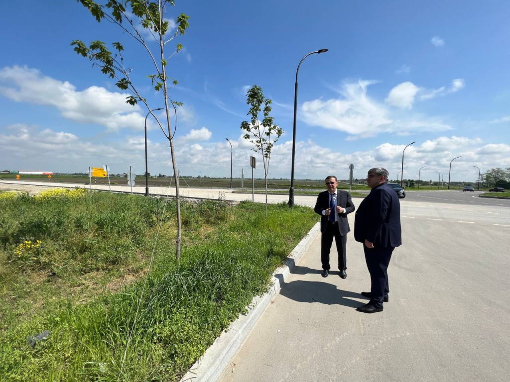 attachment-_4_.jpeg attachment-_4_.jpeg