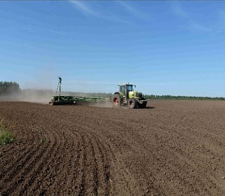 В Баксанском районе идут работы по севу озимых культур