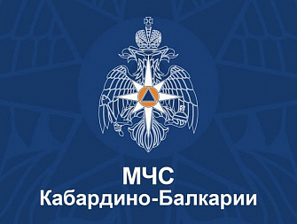 В Нальчике загорелась крыша трехэтажного жилого дома