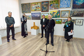 В Эльбрусском краеведческом музее открылась выставка ко Дню народного единства