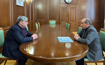 Казбек Коков встретился с главой администрации Эльбрусского района 
